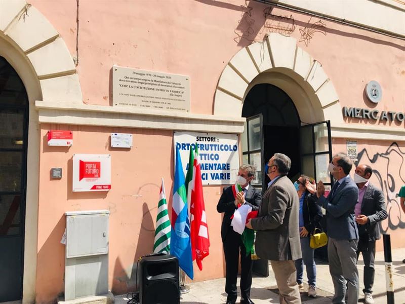 BARI: APPOSIZIONE TARGA IN RICORDO DEI 50 ANNI NASCITA STATUTO LAVORATORI